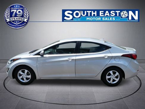 Used 2015 Hyundai Elantra SE FWD image 8