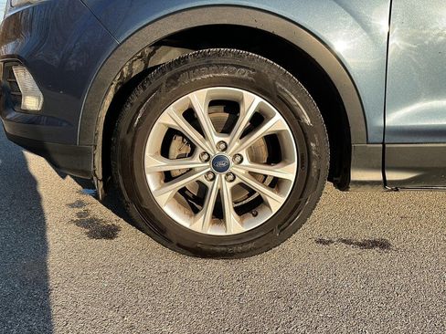 Used 2018 Ford Escape SEL image 10