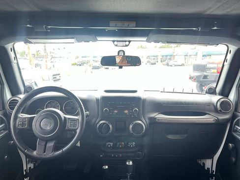 Used 2014 Jeep Wrangler Unlimited Sport w/ Connectivity Group AWD/4WD image 11