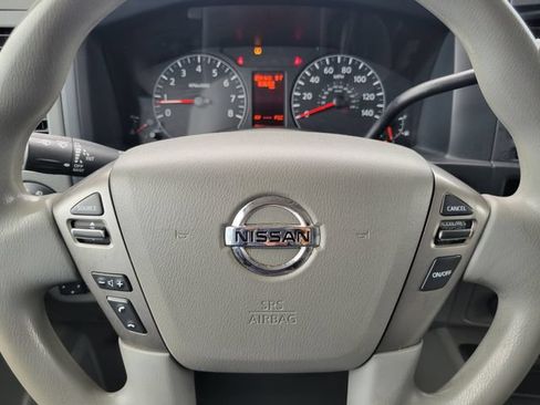 Used 2020 Nissan NV 2500 SV RWD image 14