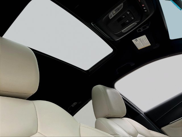 Used 2021 Cadillac CT4 Luxury w/ Sun And Sound Package RWD image 28