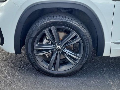 Used 2020 Volkswagen Atlas Cross Sport SE w/ Panoramic Sunroof Package AWD/4WD image 32