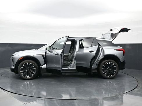 Used 2024 Chevrolet Blazer EV RS AWD/4WD image 45