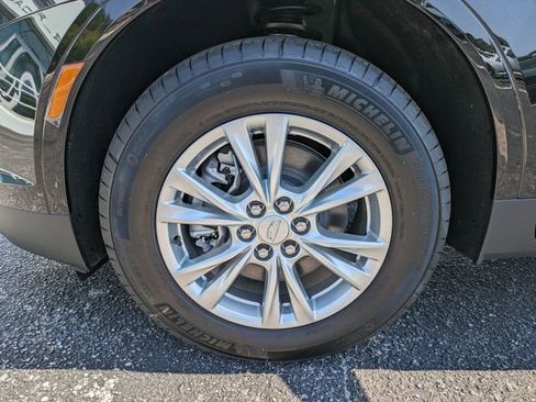 New 2026 Cadillac XT5 Luxury image 14