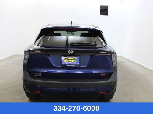 New 2026 Nissan Kicks SR w/ SR Premium Package image 3