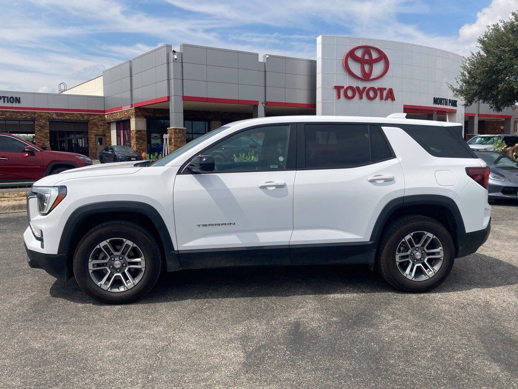 Used 2026 GMC Terrain Elevation AWD/4WD image 8