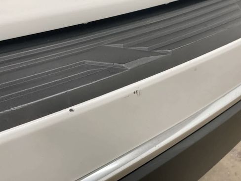 Used 2021 GMC Yukon Denali w/ Denali Premium Package image 37