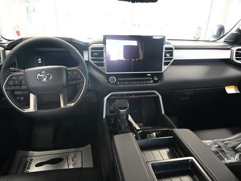 New 2026 Toyota Tundra Limited AWD/4WD image 14