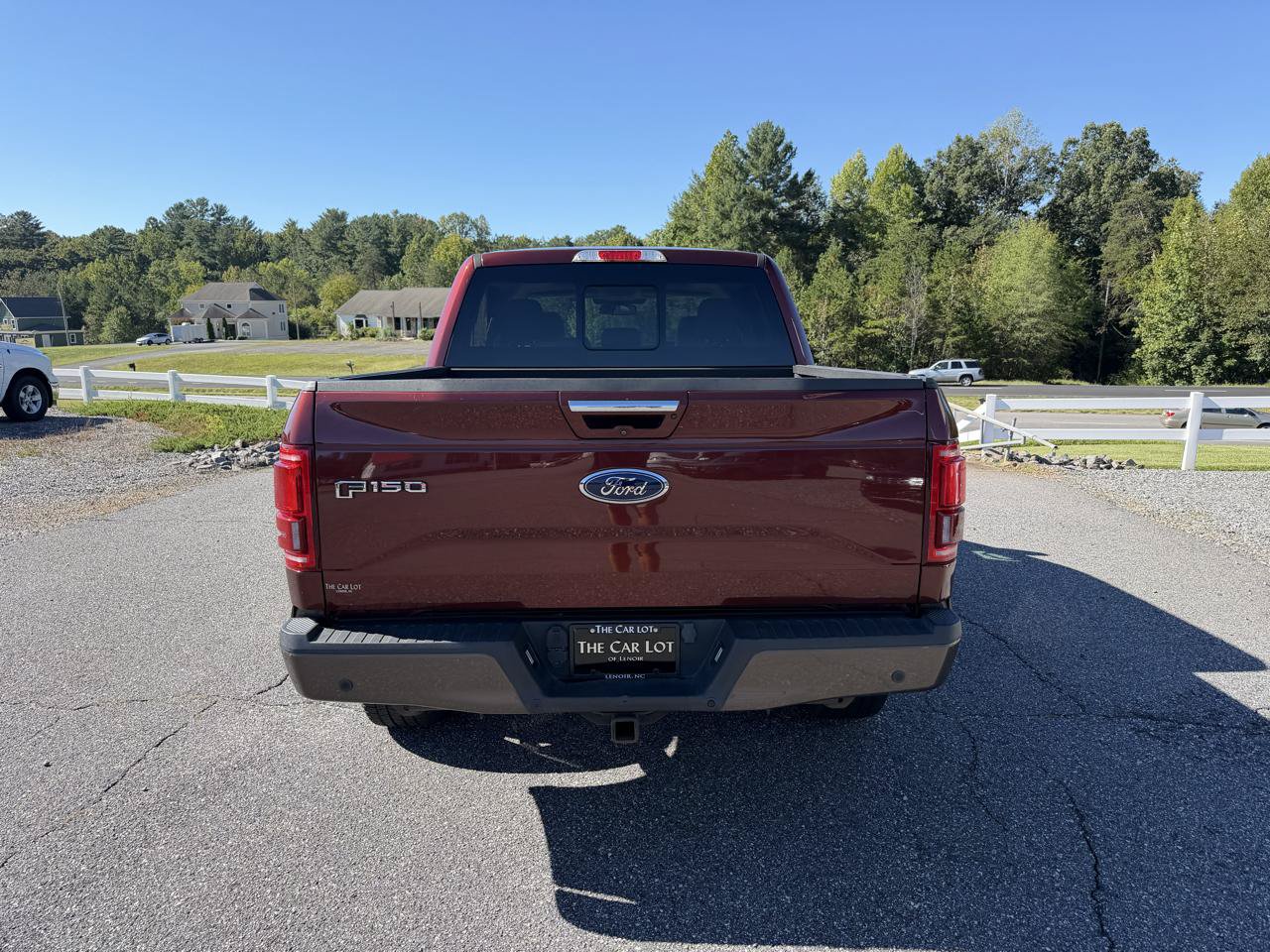 Used 2015 Ford F150 Lariat w/ Equipment Group 502A Luxury AWD/4WD image 4