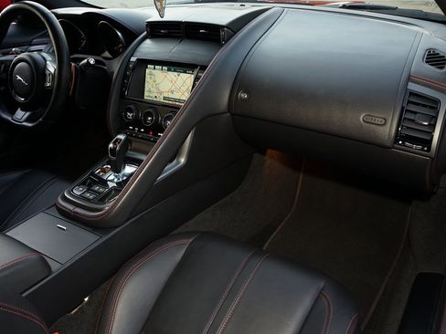 Used 2017 Jaguar F-TYPE S British Design Edition image 11