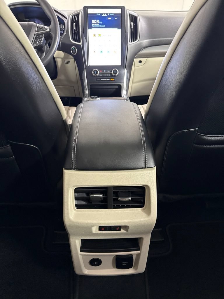 Used 2024 Ford Edge Titanium w/ Equipment Group 301A AWD/4WD image 27