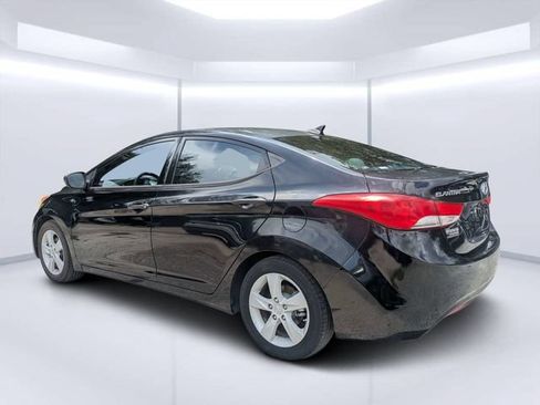 Used 2013 Hyundai Elantra GLS w/ Preferred Pkg FWD image 5