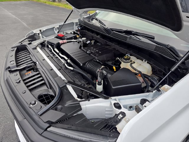 Used 2023 Chevrolet Silverado 1500 Custom AWD/4WD image 28