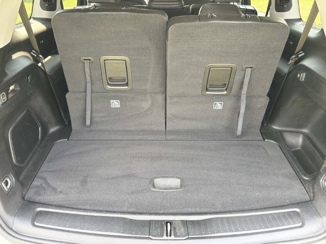 Used 2022 Jeep Grand Cherokee L Limited RWD image 26