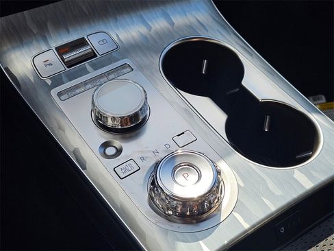 New 2026 Genesis Electrified GV70 image 19