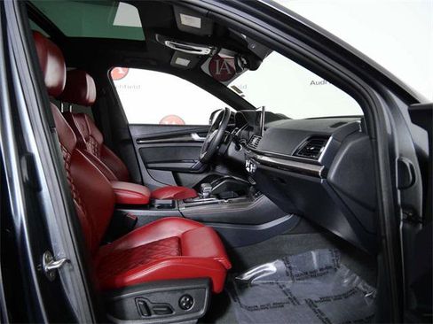 Used 2024 Audi SQ5 Premium Plus w/ S Sport Package image 12