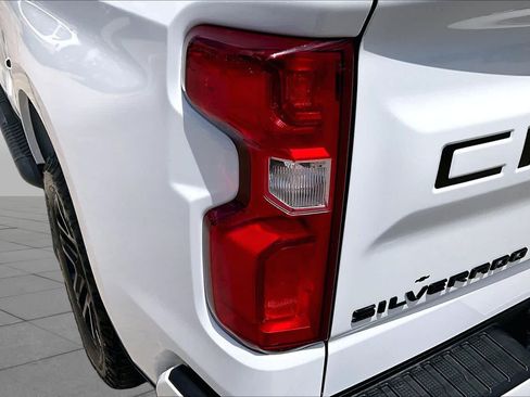 Used 2021 Chevrolet Silverado 1500 Custom w/ Rally Edition RWD image 29