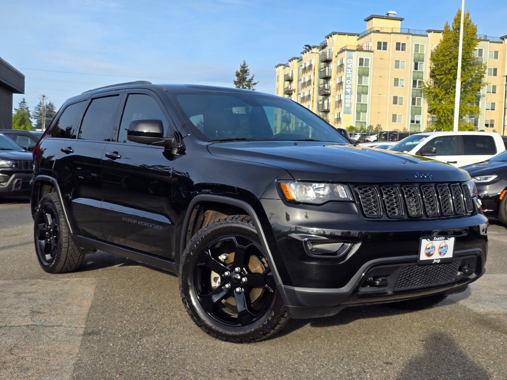 Used 2019 Jeep Grand Cherokee Laredo AWD/4WD 360° Tour