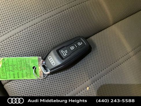 New 2025 Audi Q5 Premium Plus image 32