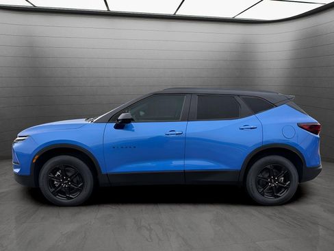 New 2026 Chevrolet Blazer LT w/ Midnight/Sport Edition AWD/4WD image 2