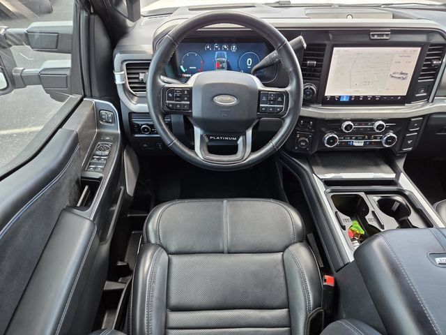 Used 2025 Ford F350 Platinum AWD/4WD image 12