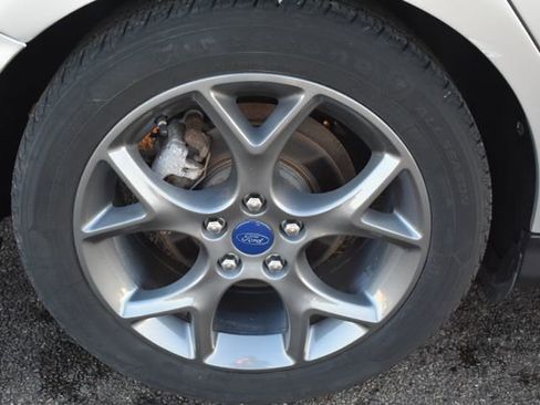 Used 2014 Ford Focus SE w/ Equipment Group 201A image 40