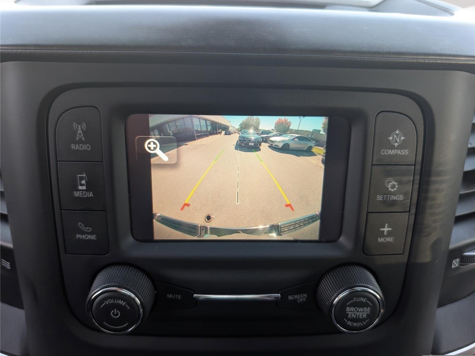 Used 2022 RAM 1500 Big Horn AWD/4WD image 30