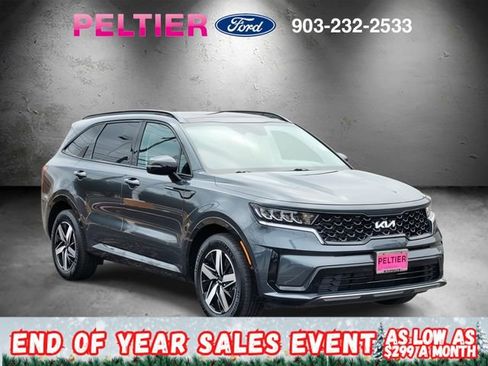 Used 2022 Kia Sorento S w/ Panoramic Sunroof Package image 1