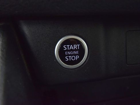 Used 2023 Nissan Rogue S FWD image 30