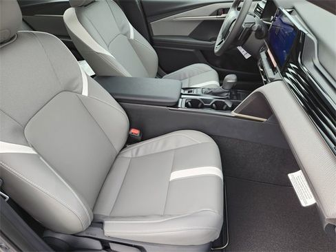 New 2026 Toyota Camry SE image 10