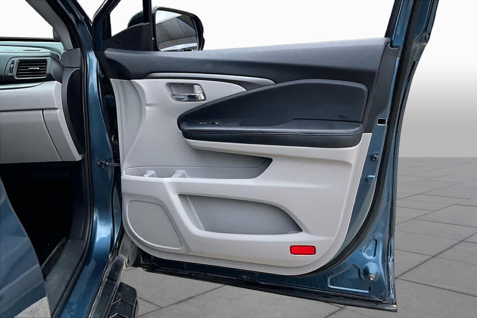 Used 2019 Honda Pilot EX image 22