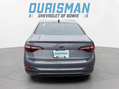 Used 2023 Volkswagen Jetta Sport FWD image 4