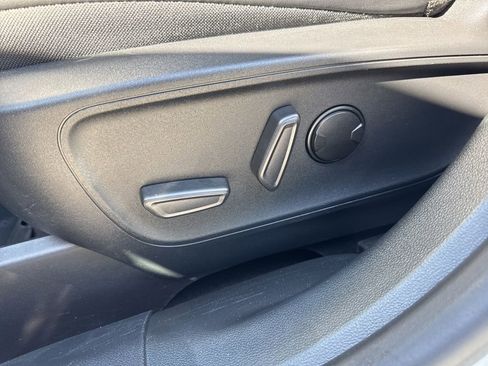 Used 2025 Ford Escape ST-Line w/ Equipment Group 301A image 10