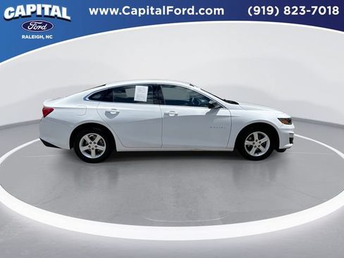 Used 2023 Chevrolet Malibu LS FWD image 9