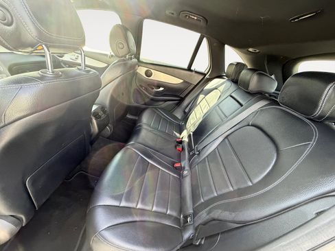 Used 2019 Mercedes-Benz GLC 300 GLC 300 w/ Parking Assistance Package image 16