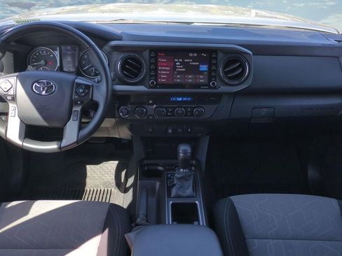 Used 2023 Toyota Tacoma TRD Off-Road w/ Black Out Package (TMS) AWD/4WD image 16