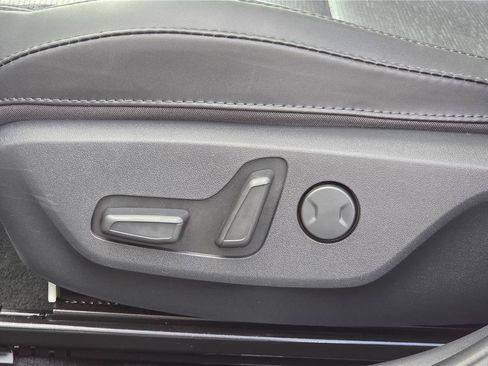 Certified 2023 Kia Niro Wave w/ Wave Preserve Package FWD image 16