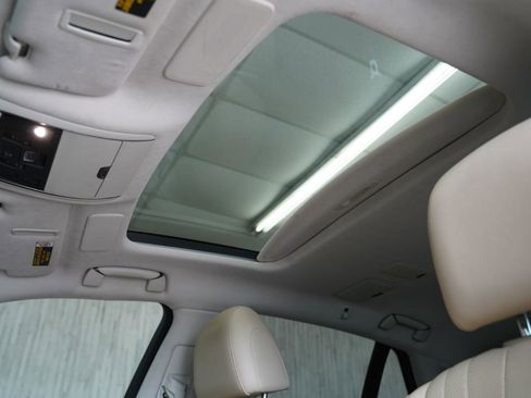 Used 2020 Lexus LS 500 w/ Interior Upgrade Package image 24