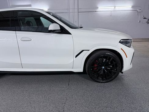 Used 2023 BMW X6 xDrive40i w/ M Sport Package AWD/4WD image 4