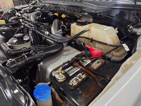 Used 2019 Ford F250 Lariat w/ Lariat Ultimate Package image 96