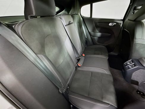 Used 2023 Volvo C40 P8 Recharge Plus image 26