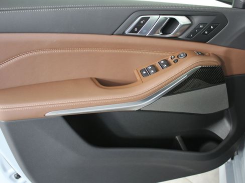 New 2026 BMW X5 M60i w/ Climate Comfort Package image 12