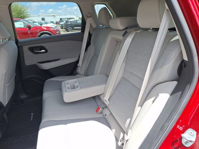 Certified 2023 Nissan Rogue SV FWD image 22