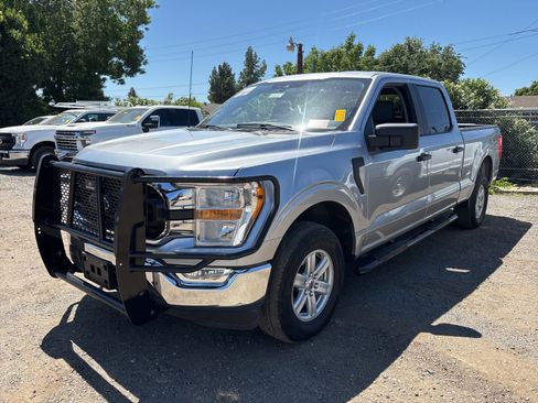 Used 2022 Ford F150 XLT AWD/4WD image 2