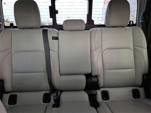 Used 2021 Jeep Gladiator Mojave w/ Dual Top Group image 19