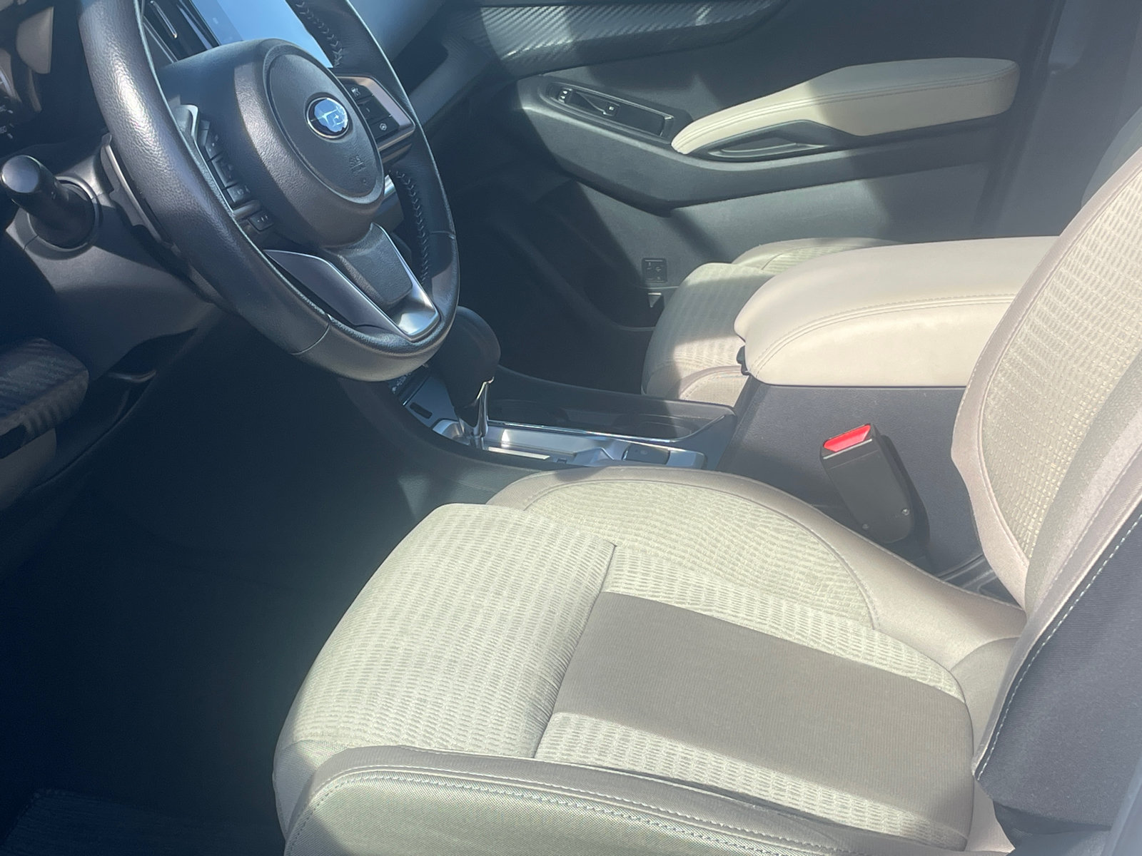 Used 2024 Subaru Ascent Premium w/ Convenience Package AWD/4WD image 10