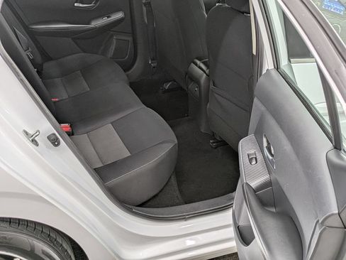 Used 2023 Nissan Sentra SV FWD image 20