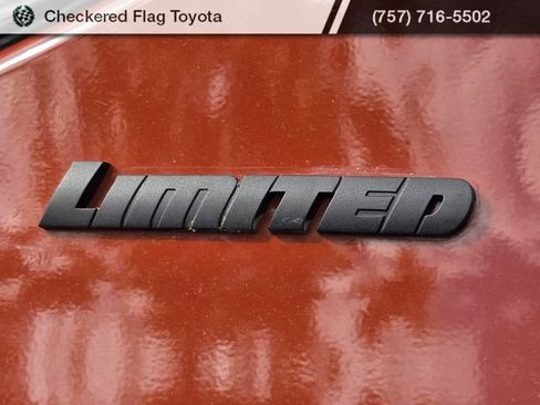 Certified 2025 Toyota Tundra Limited w/ TRD Off-Road Package AWD/4WD image 19