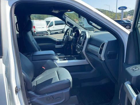 Certified 2022 Ford F350 Lariat w/ Chrome Package AWD/4WD image 29