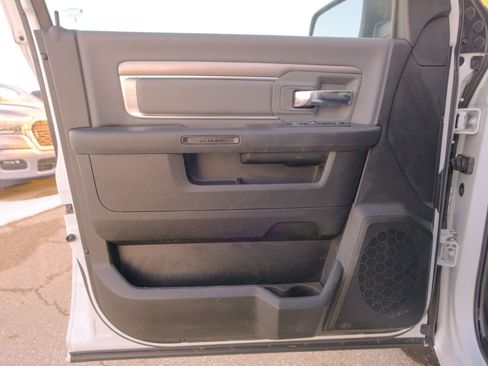 Used 2023 RAM 1500 Classic SLT w/ Electronics Group image 28